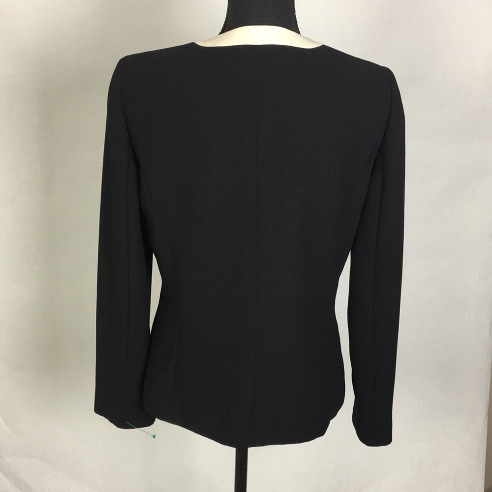 Tahari Arthur S. Levine Woman’s Blazer Black sz 6 - Picture 4 of 7